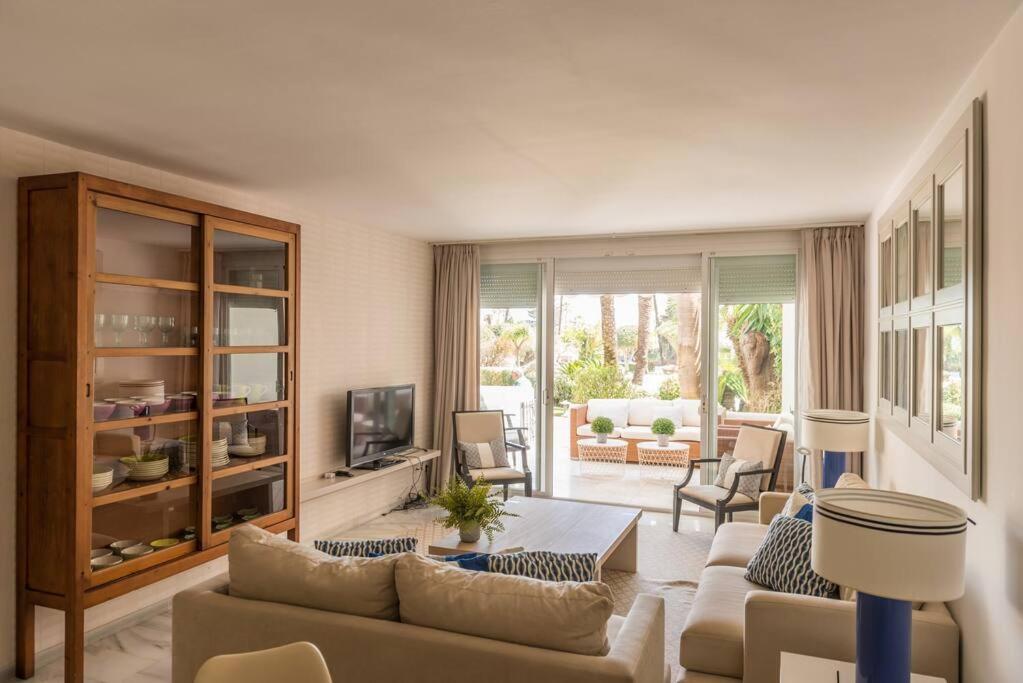 Alcazaba Beach Apartment Estepona Buitenkant foto
