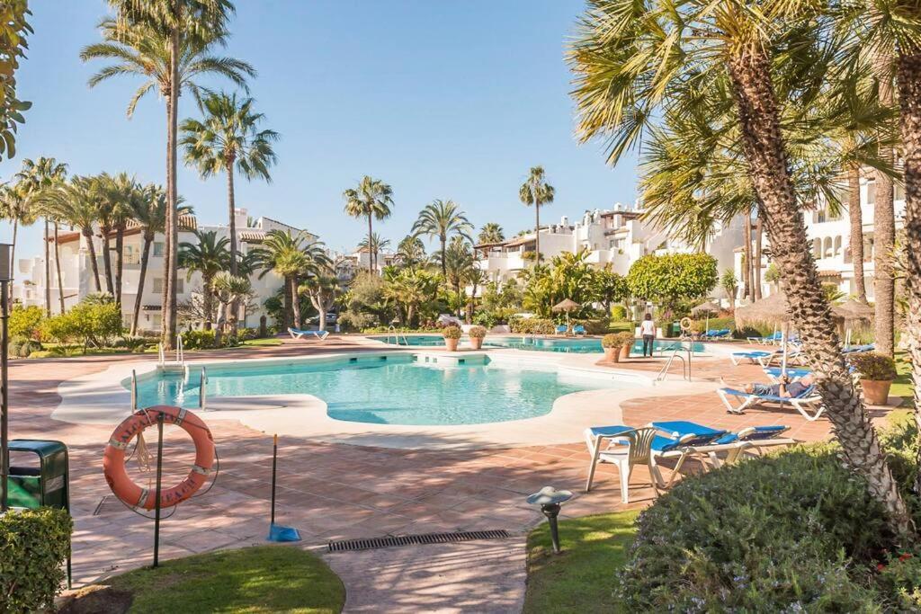 Alcazaba Beach Apartment Estepona Buitenkant foto