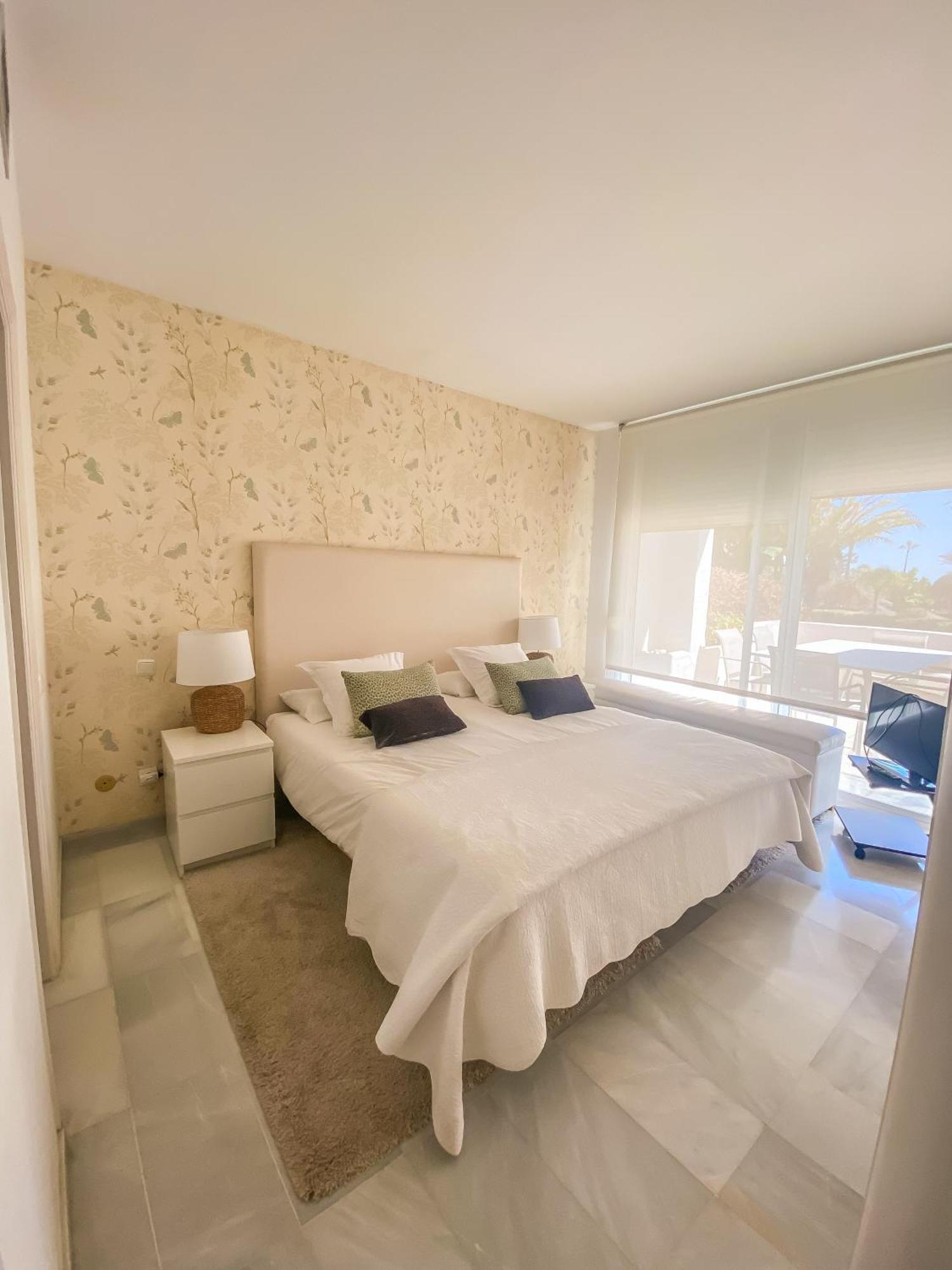 Alcazaba Beach Apartment Estepona Buitenkant foto
