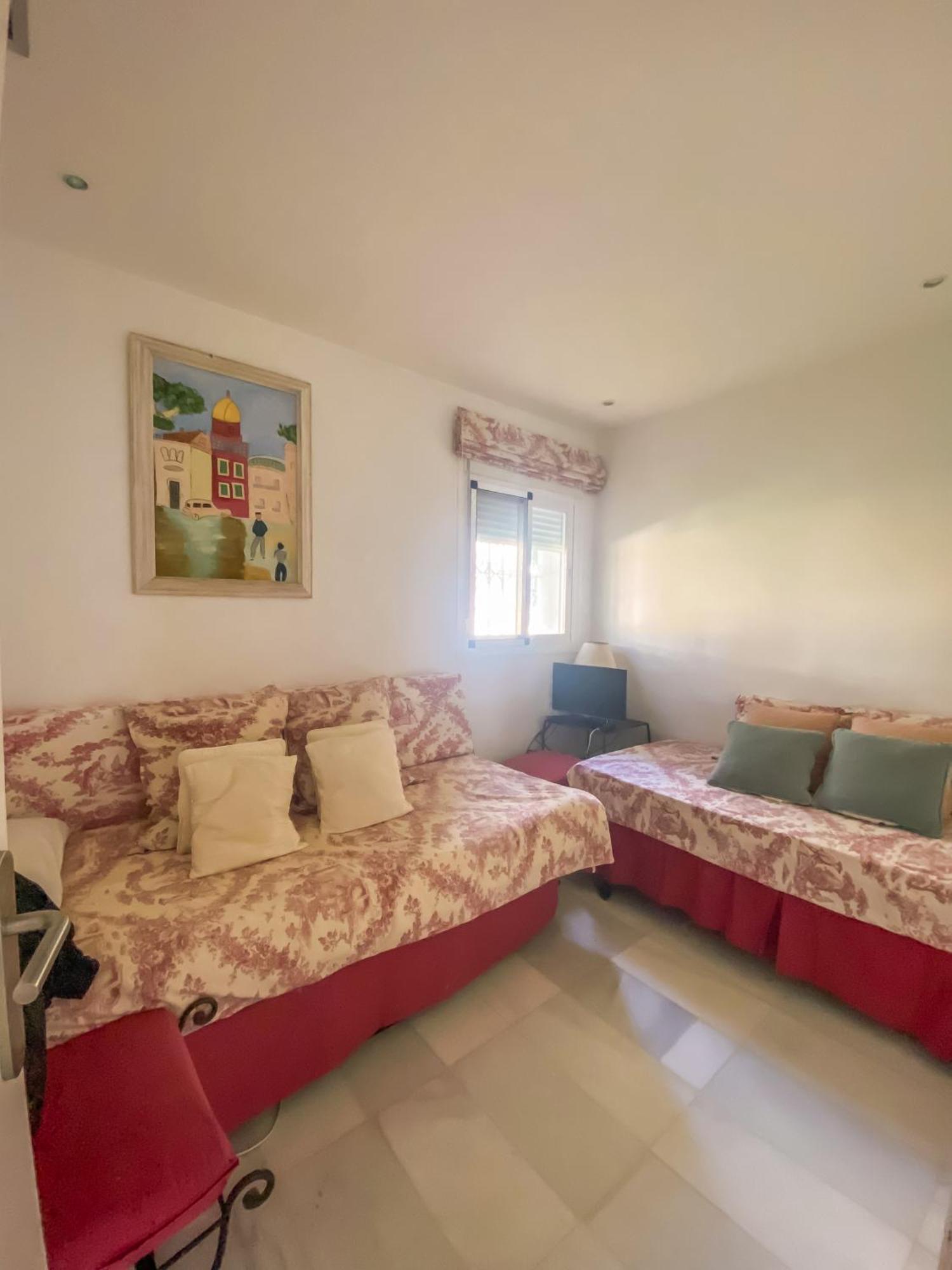 Alcazaba Beach Apartment Estepona Buitenkant foto